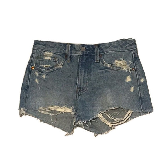Abercrombie & Fitch Pants - Abercrombie & fitch womens low rise light wash distressed Jean shorts 26” sz 2